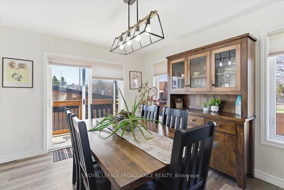 Photo 10 of 56 Alnet Drive, Belleville, Belleville Ward — HOMEH