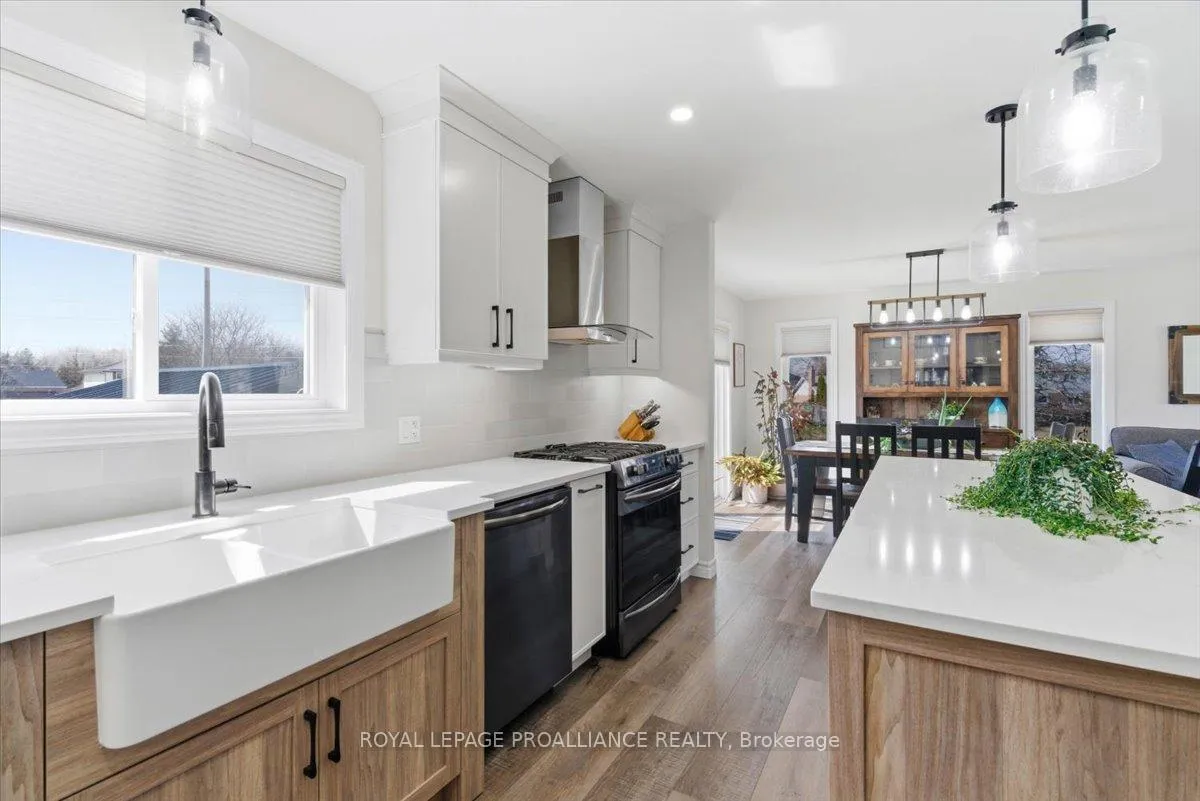 Photo 13 of 56 Alnet Drive, Belleville, Belleville Ward — HOMEH