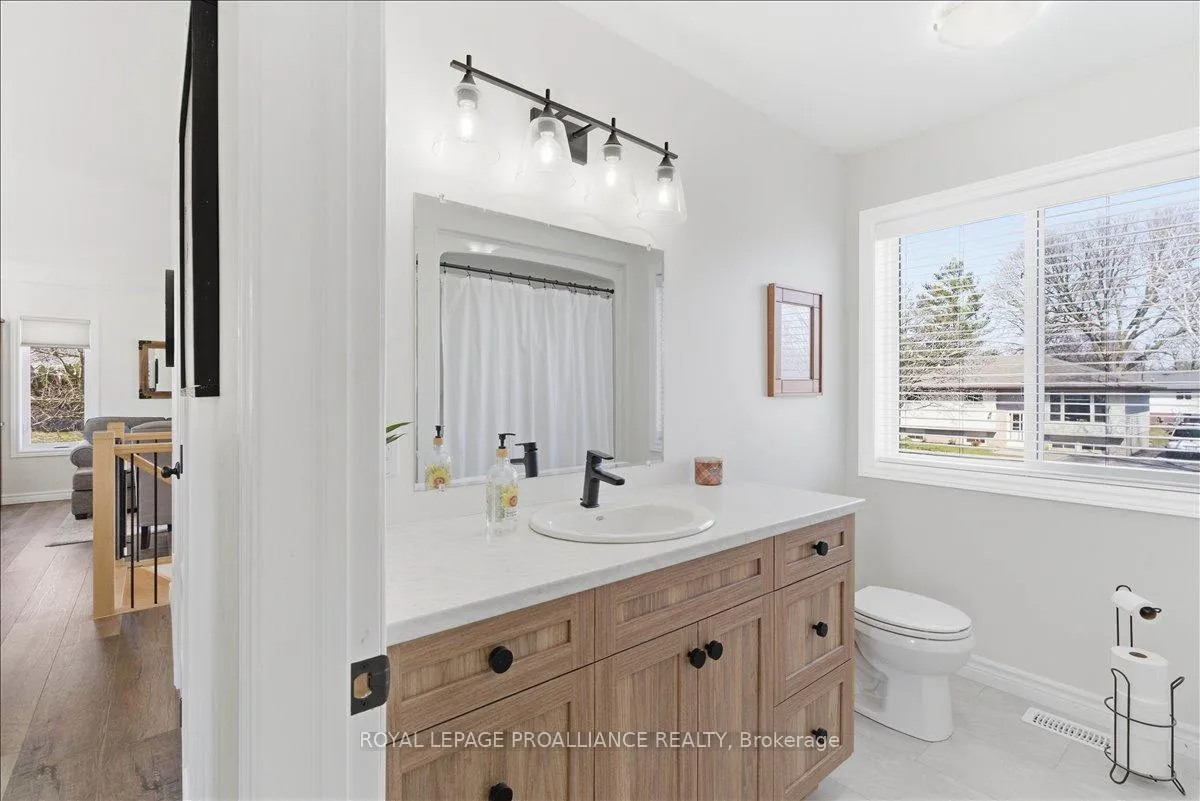 Photo 18 of 56 Alnet Drive, Belleville, Belleville Ward — HOMEH