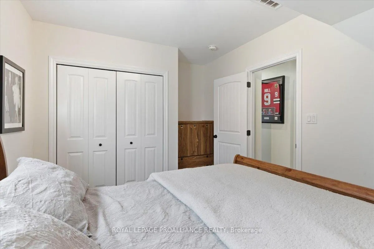 Photo 38 of 56 Alnet Drive, Belleville, Belleville Ward — HOMEH