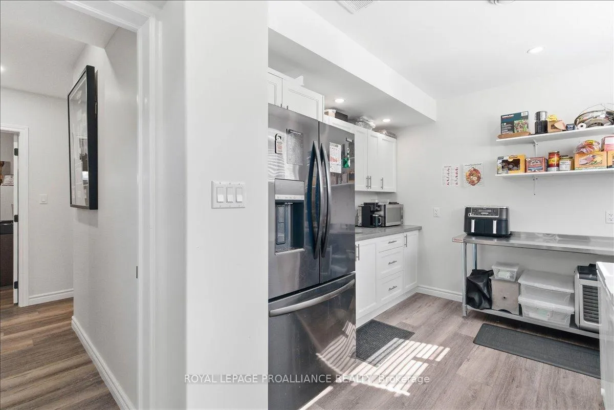 Photo 39 of 56 Alnet Drive, Belleville, Belleville Ward — HOMEH