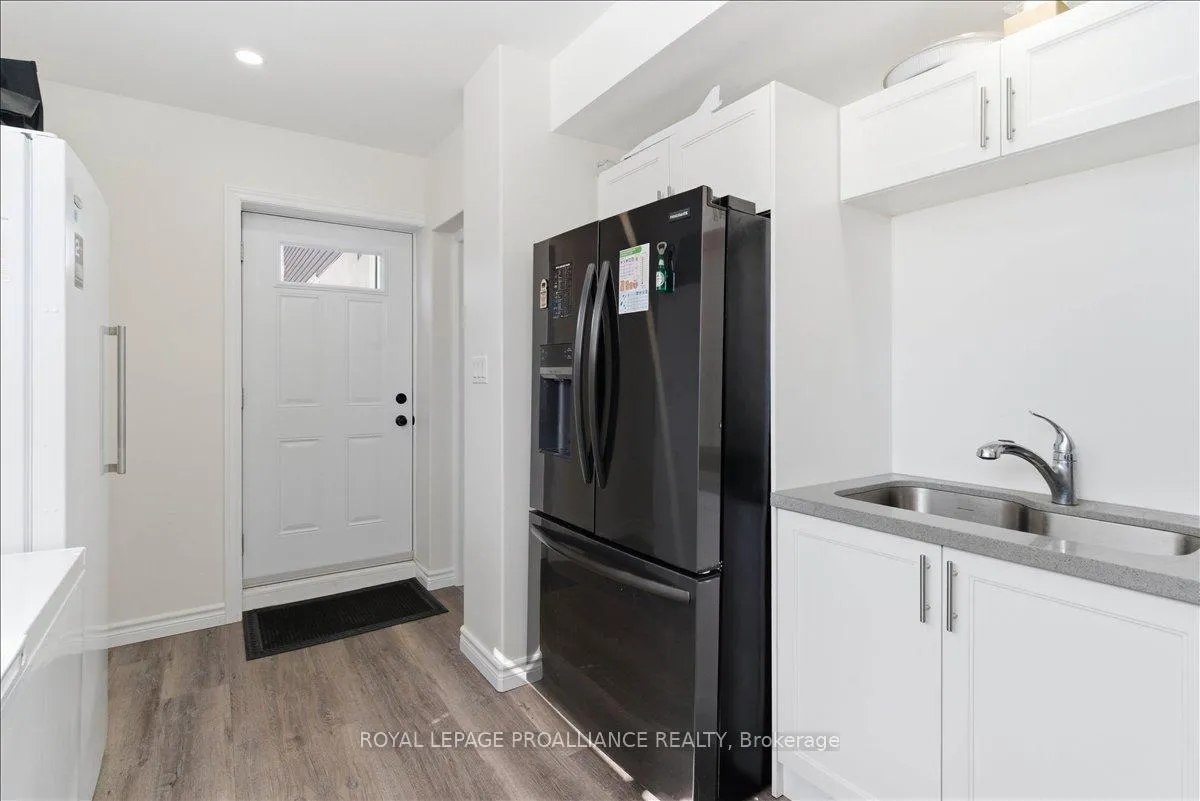 Photo 41 of 56 Alnet Drive, Belleville, Belleville Ward — HOMEH