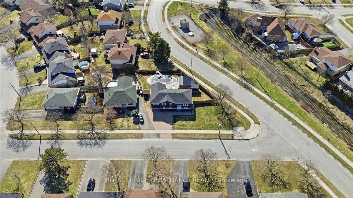 Photo 44 of 56 Alnet Drive, Belleville, Belleville Ward — HOMEH