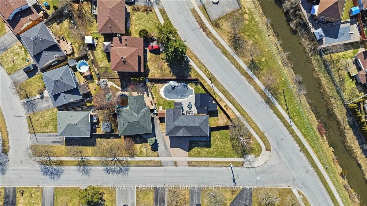 Photo 45 of 56 Alnet Drive, Belleville, Belleville Ward — HOMEH