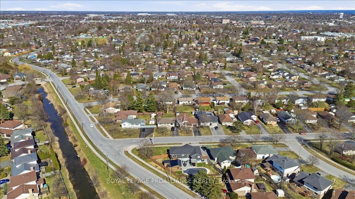 Photo 46 of 56 Alnet Drive, Belleville, Belleville Ward — HOMEH