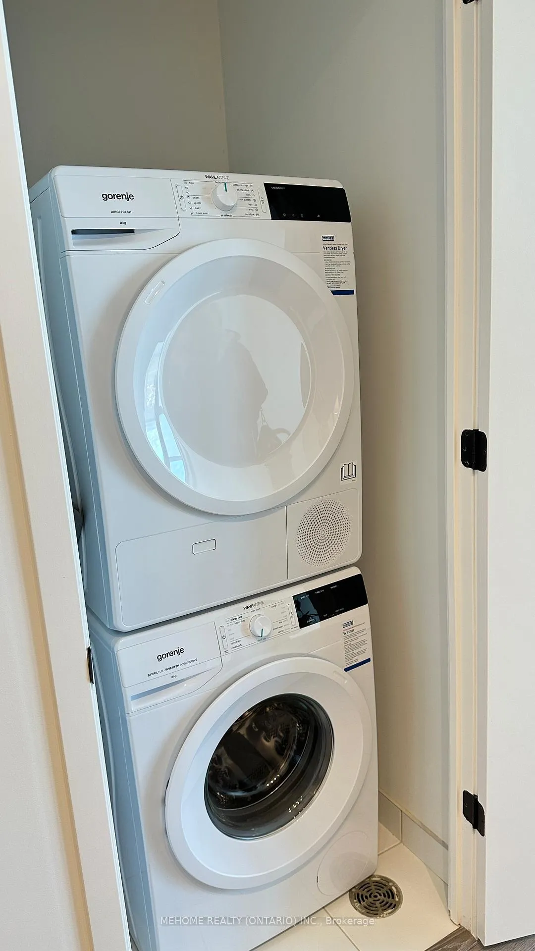 Photo 9 of Unit 3915, 8 Interchange Way, Vaughan, Vaughan Corporate Centre — HOMEH