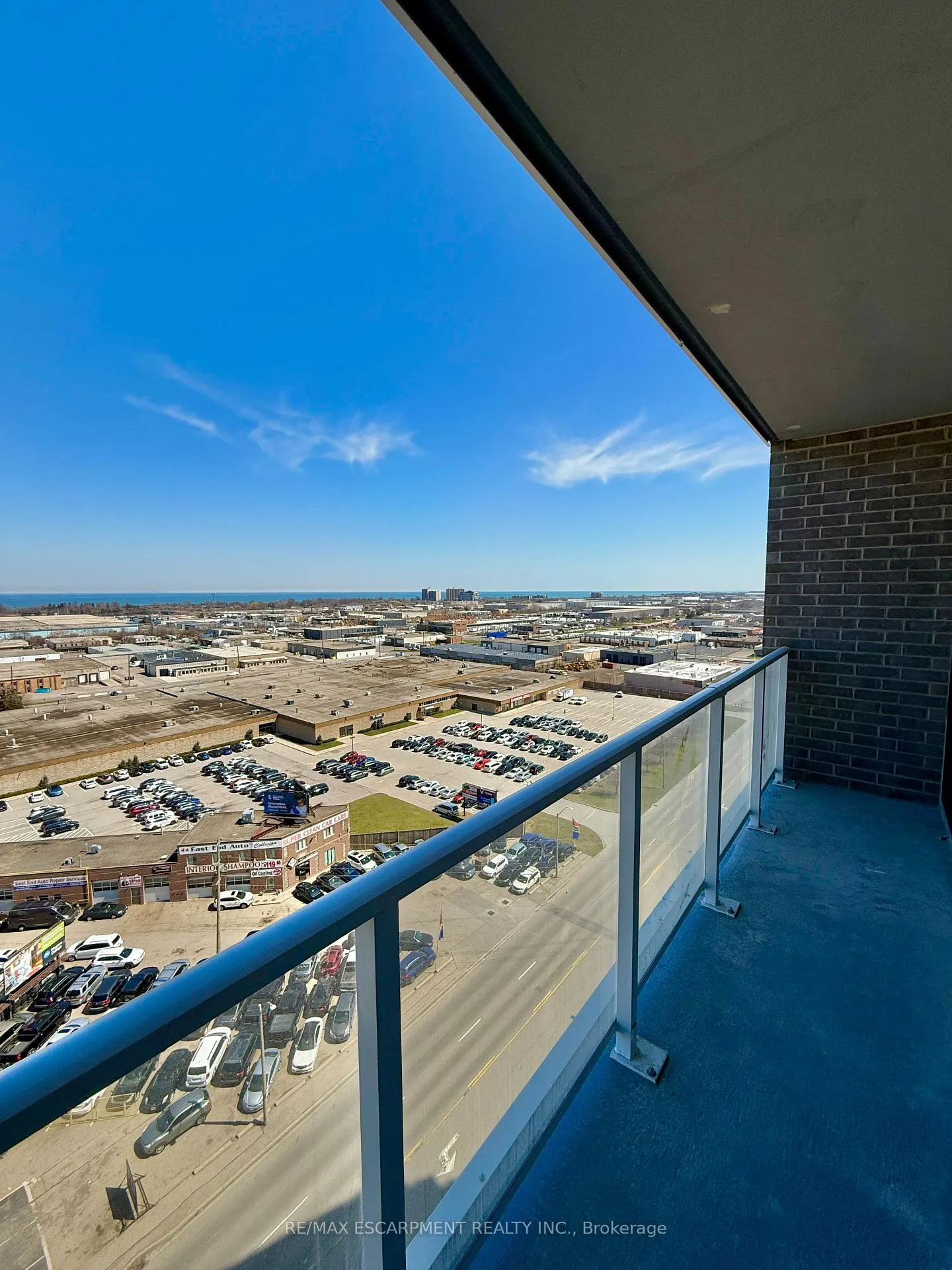Photo 13 of Unit 1211, 2782 Barton Street, Hamilton, Riverdale — HOMEH