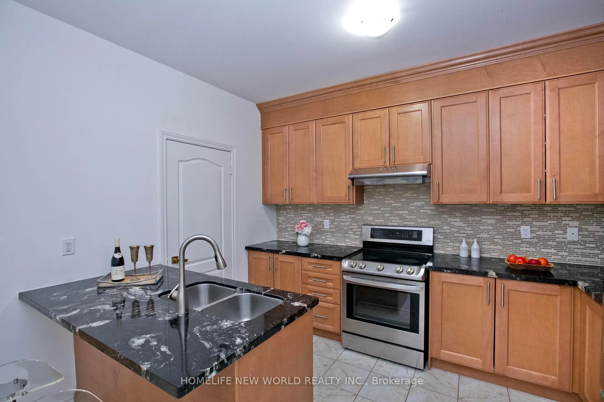 Photo 14 of 25 Saddlebrook Drive, Markham, Cornell — HOMEH