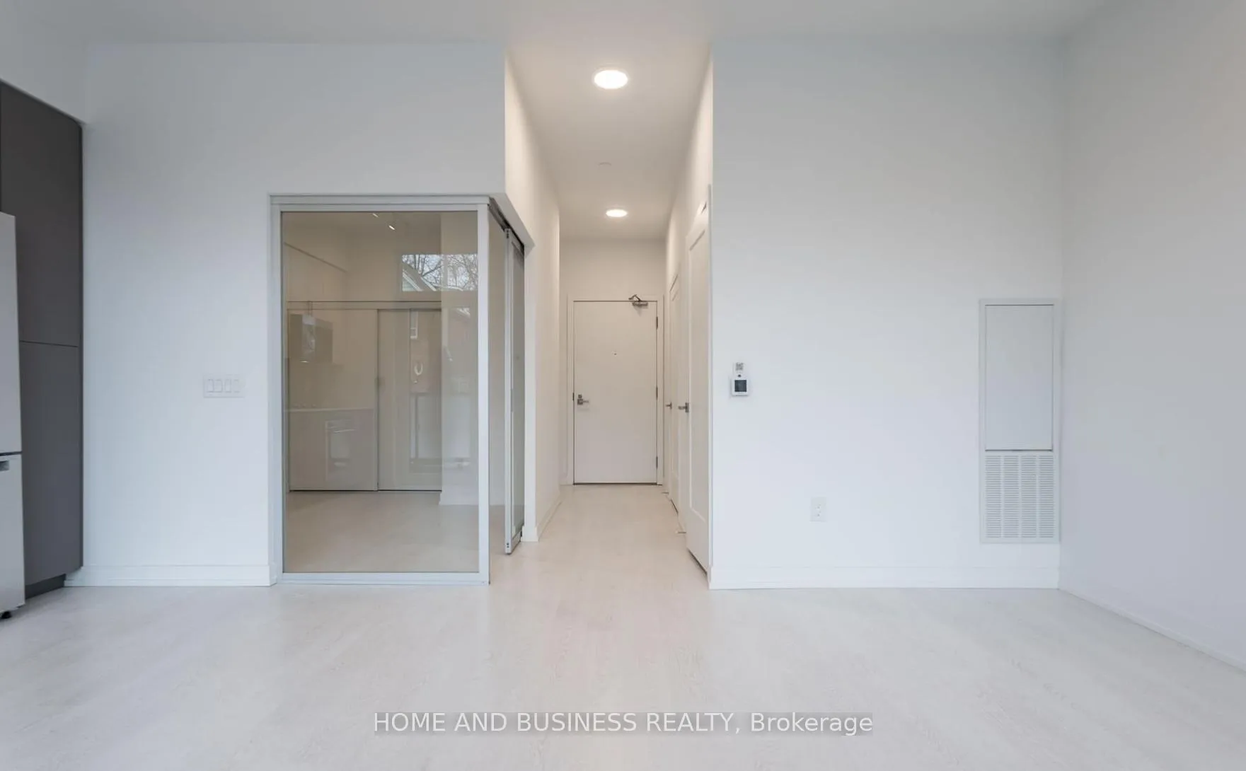 Photo 13 of Unit 104, 415 Main Street W, Hamilton, Kirkendall — HOMEH