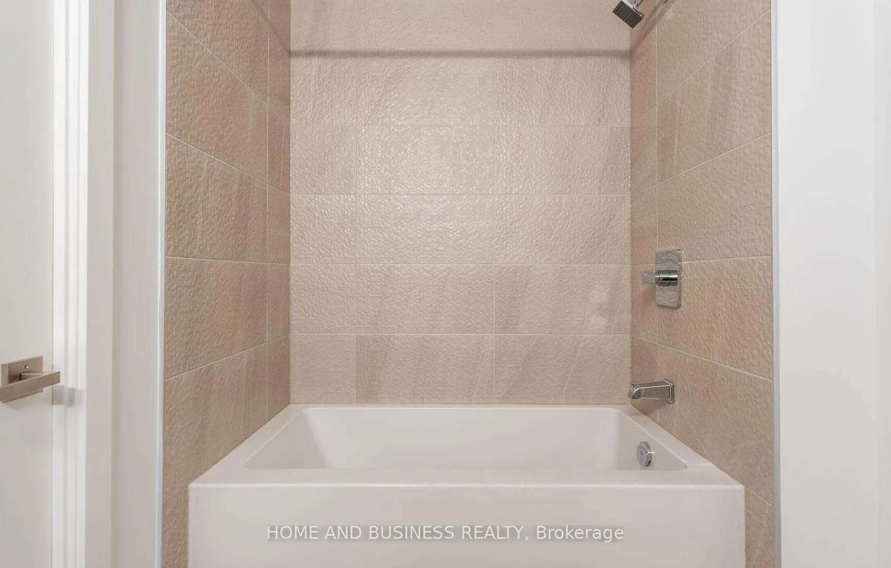 Photo 21 of Unit 104, 415 Main Street W, Hamilton, Kirkendall — HOMEH