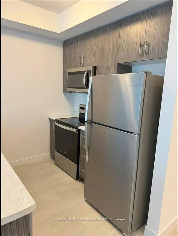 Photo 10 of Unit 907, 460 Dundas Street, Hamilton, Waterdown — HOMEH