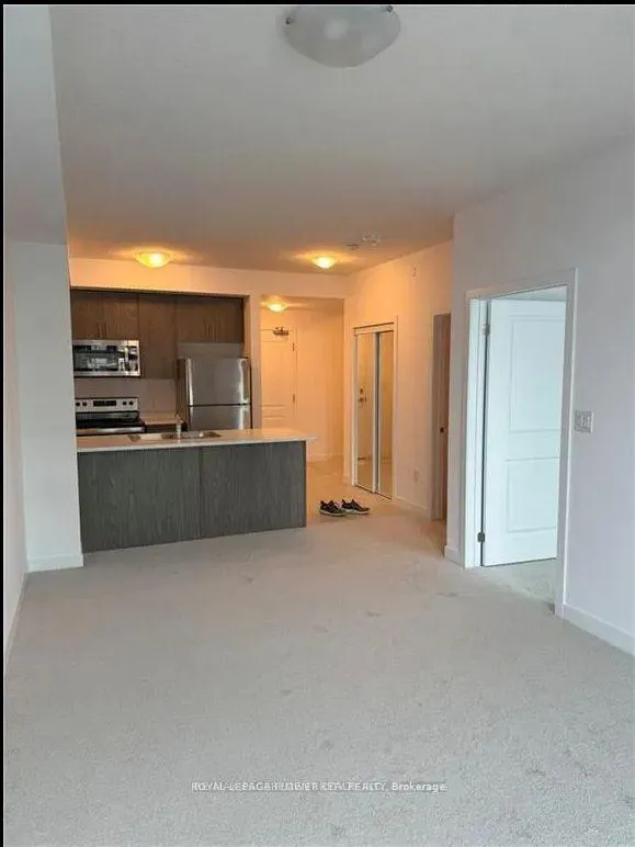 Photo 11 of Unit 907, 460 Dundas Street, Hamilton, Waterdown — HOMEH