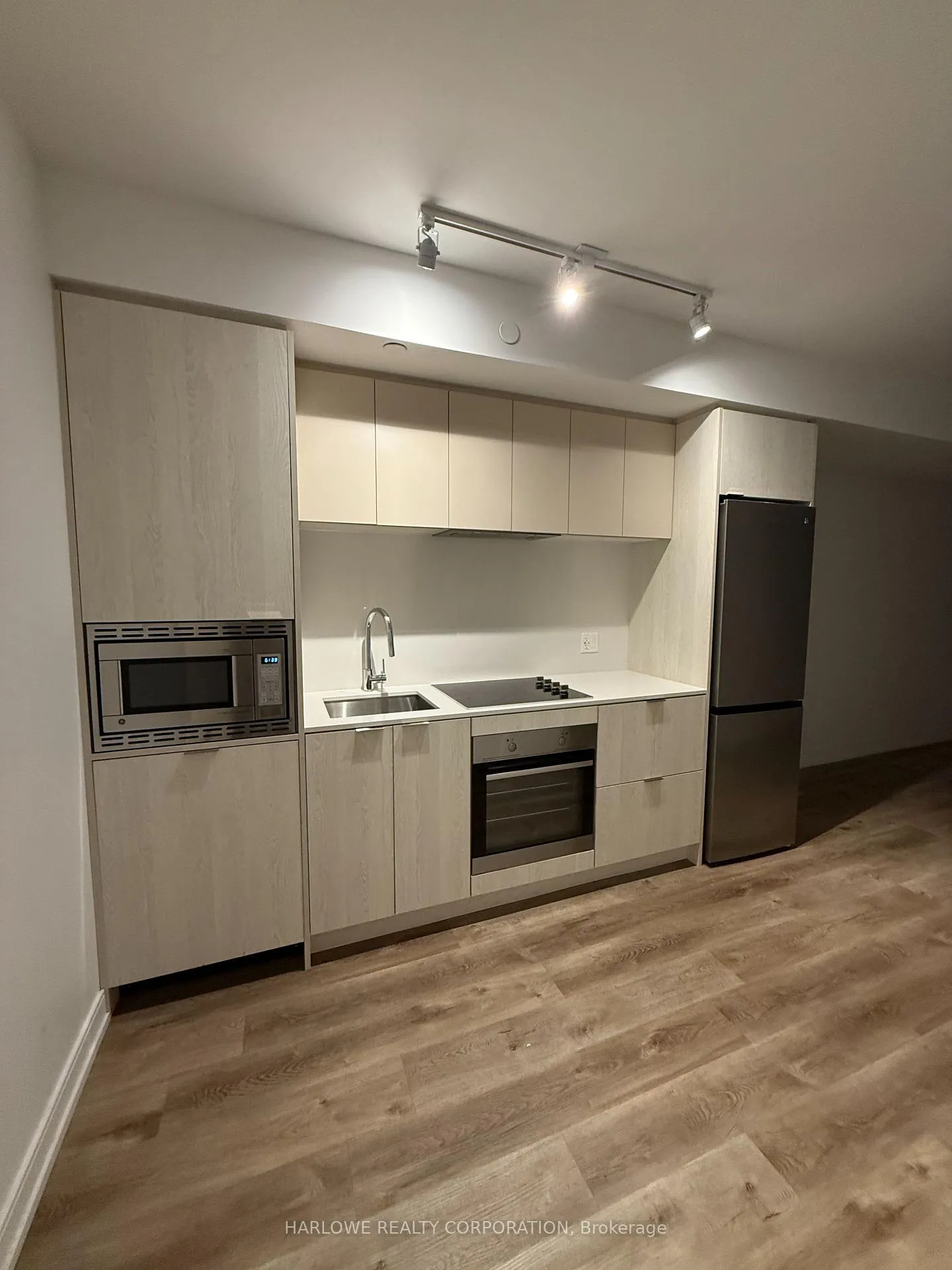 Photo 7 of Unit 1207, 1 Jarvis Street, Hamilton, Beasley — HOMEH