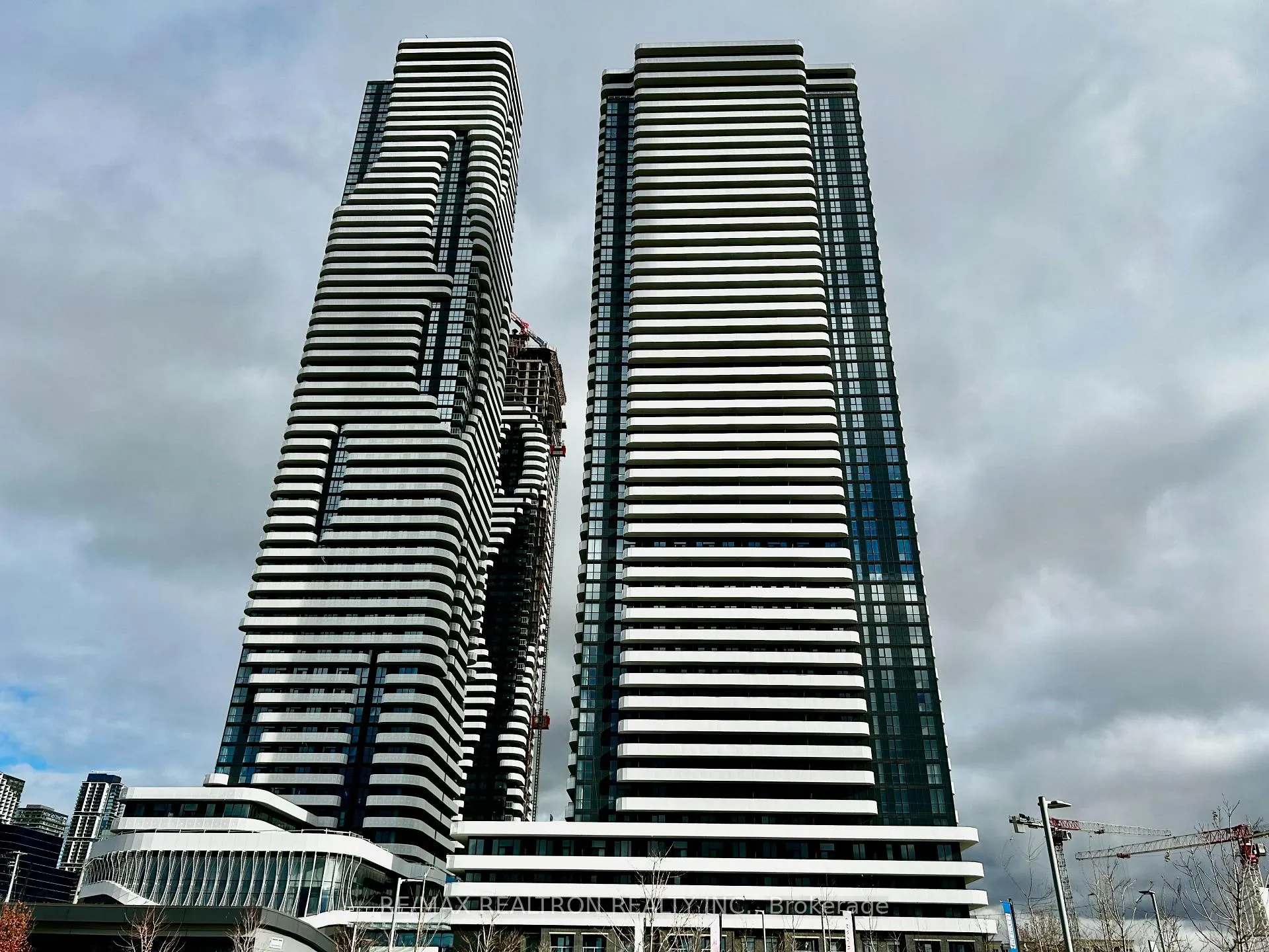 Photo 2 of Unit 521, 195 Commerce Street, Vaughan, Vaughan Corporate Centre — HOMEH