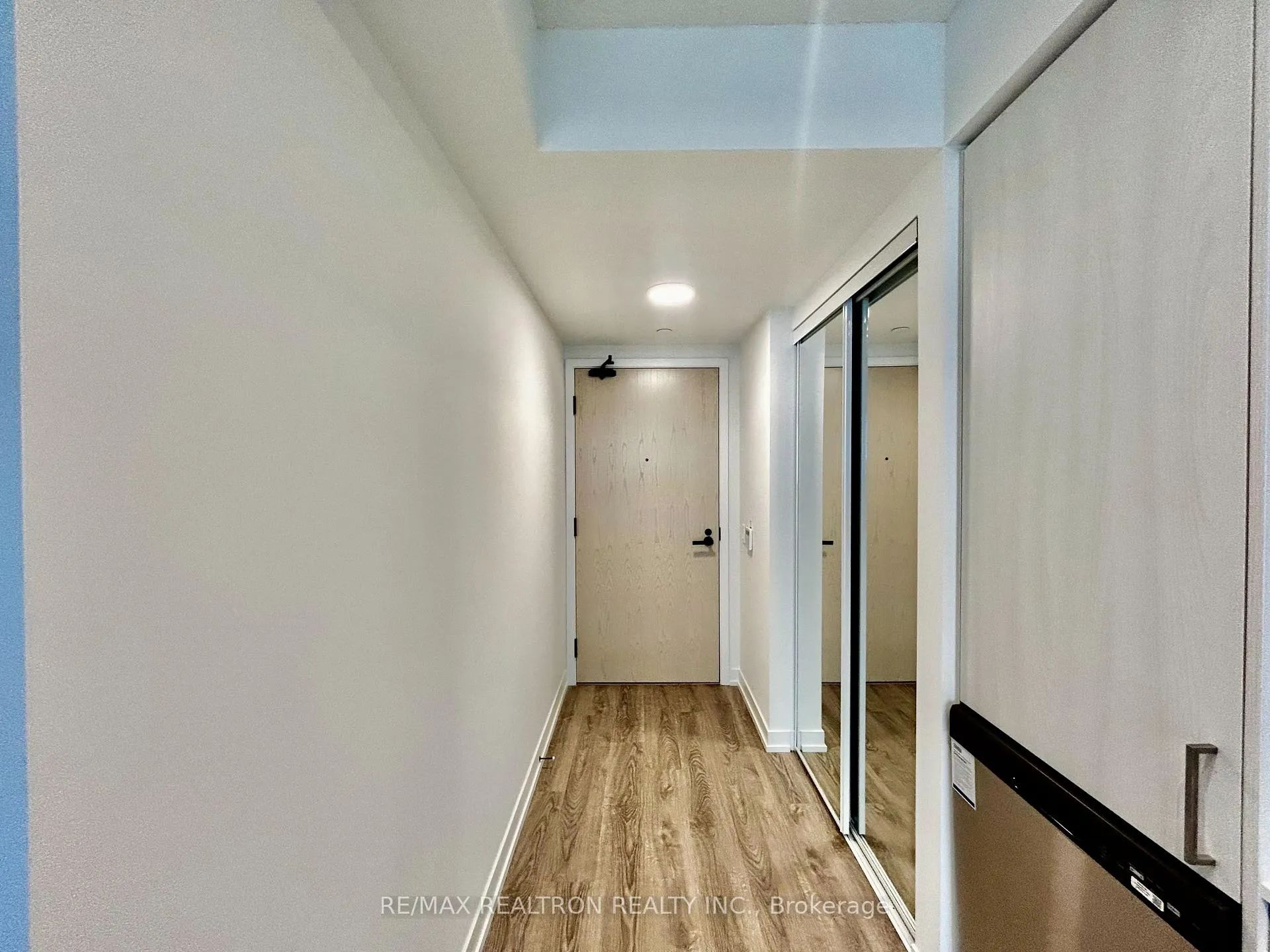 Photo 7 of Unit 521, 195 Commerce Street, Vaughan, Vaughan Corporate Centre — HOMEH