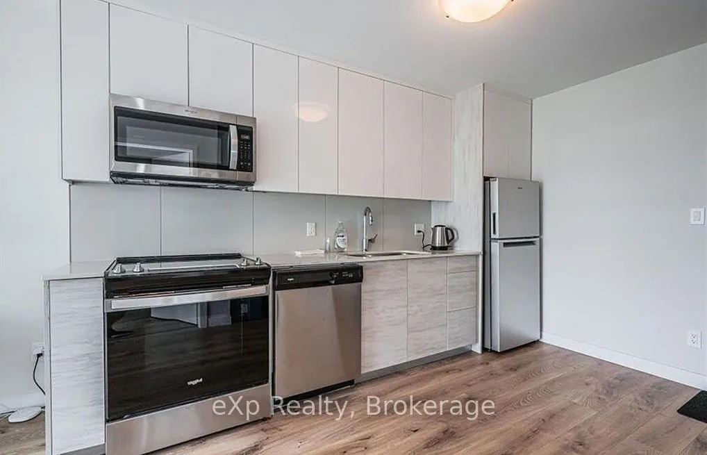 Photo 6 of Unit 701, 60 Frederick Street, Kitchener, City Commercial Core — HOMEH