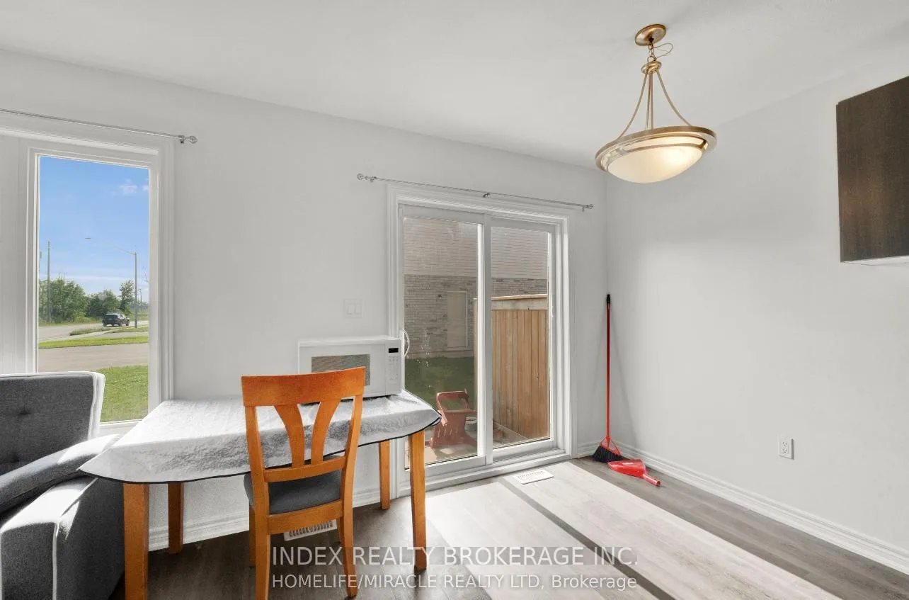 Photo 8 of Unit 35, 7945 Oldfield Road, Niagara Falls, Oldfield — HOMEH