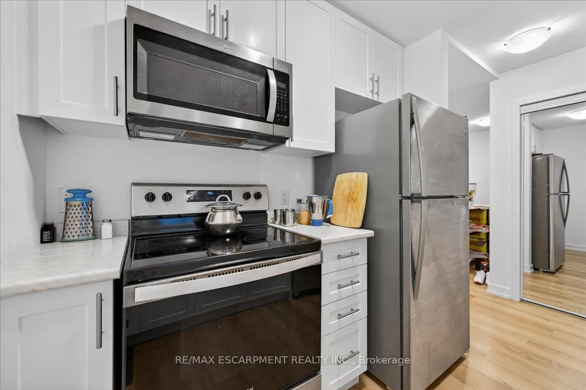 Photo 11 of Unit 428, 470 Dundas Street E, Hamilton, Waterdown — HOMEH