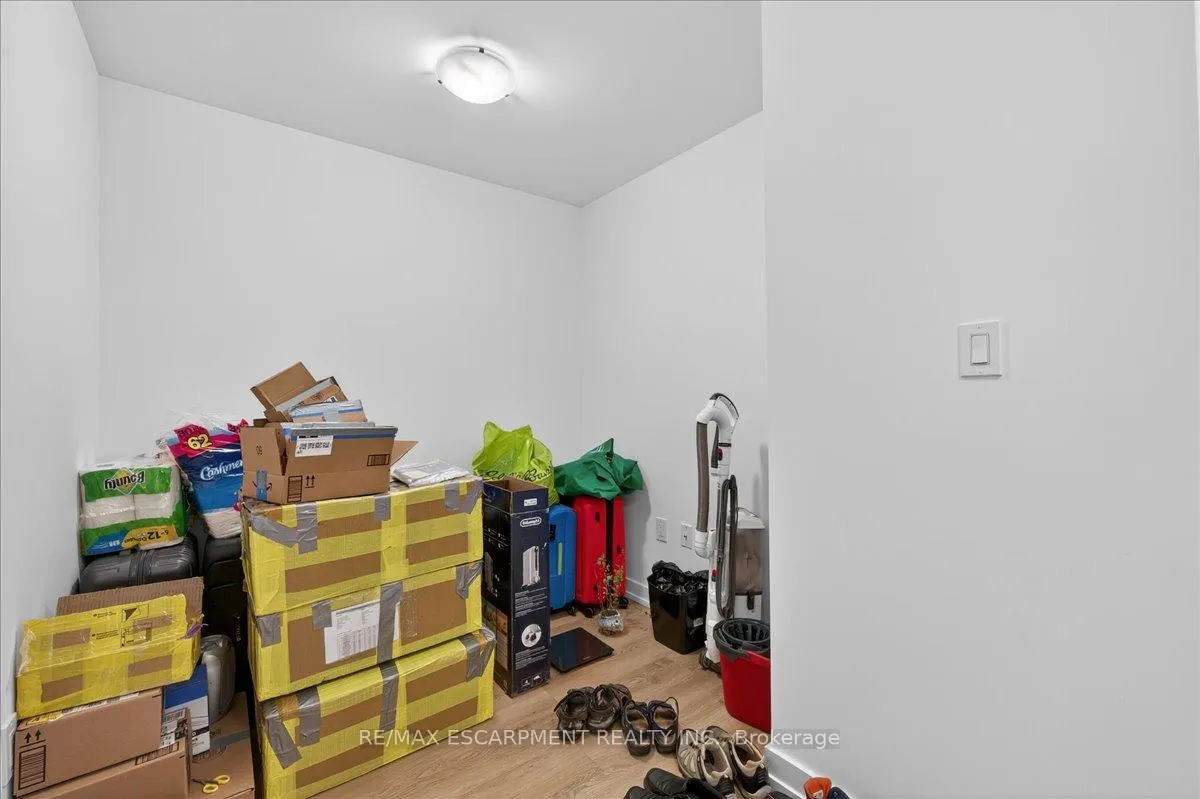 Photo 23 of Unit 428, 470 Dundas Street E, Hamilton, Waterdown — HOMEH