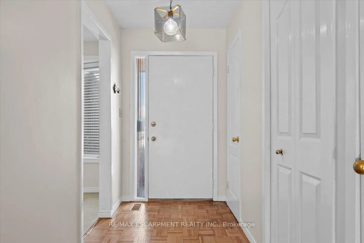 Photo 7 of Unit 4, 77 Linwell Road, St. Catharines, Lakeport — HOMEH