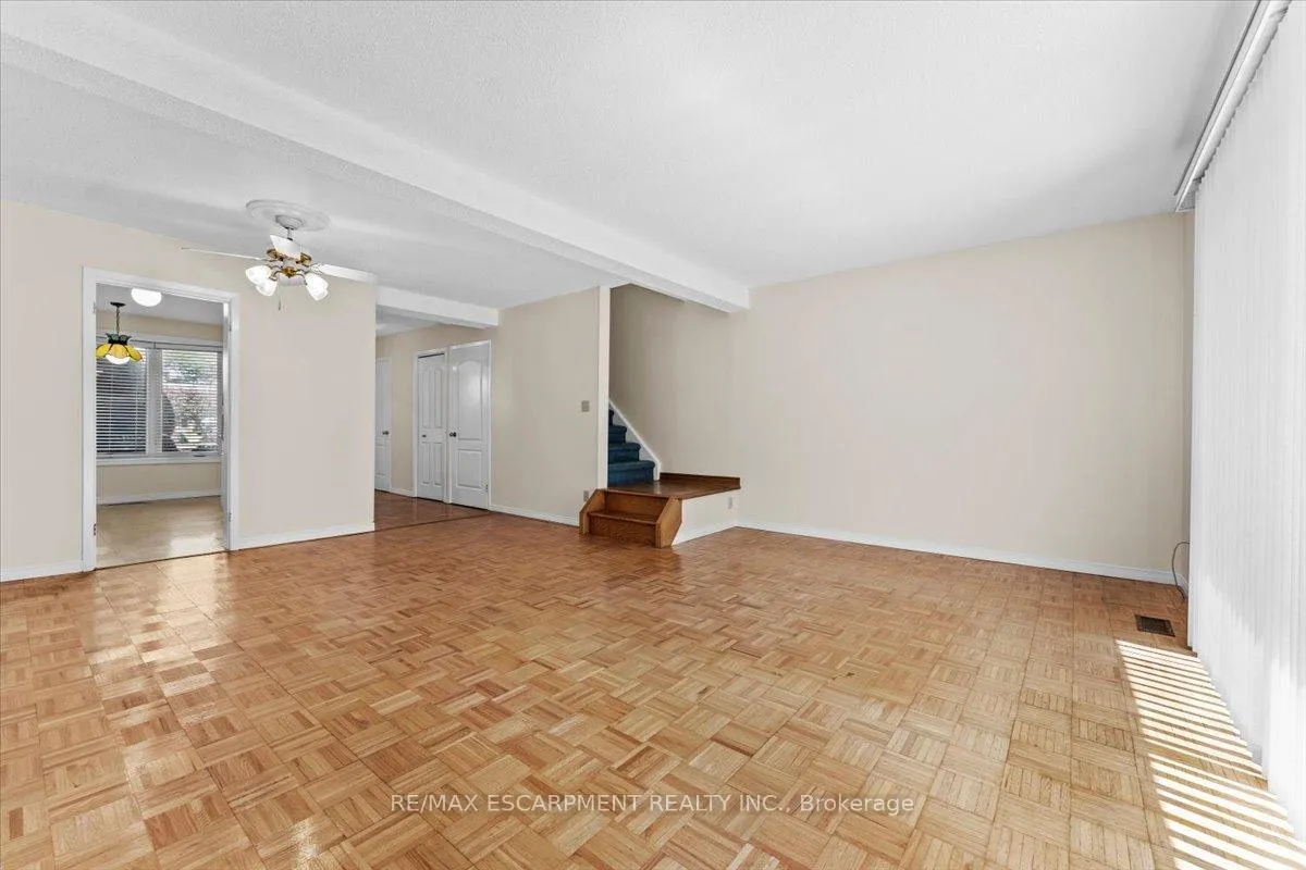 Photo 10 of Unit 4, 77 Linwell Road, St. Catharines, Lakeport — HOMEH
