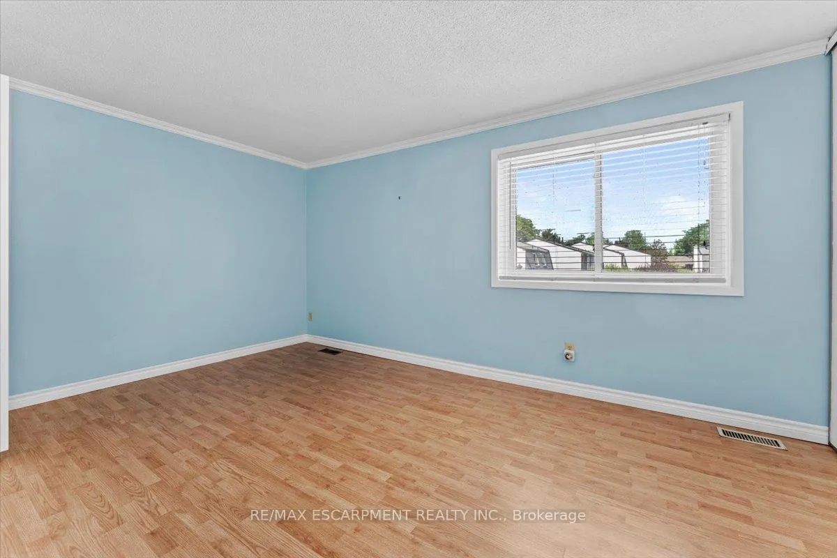 Photo 17 of Unit 4, 77 Linwell Road, St. Catharines, Lakeport — HOMEH