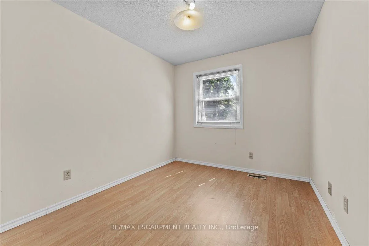 Photo 24 of Unit 4, 77 Linwell Road, St. Catharines, Lakeport — HOMEH