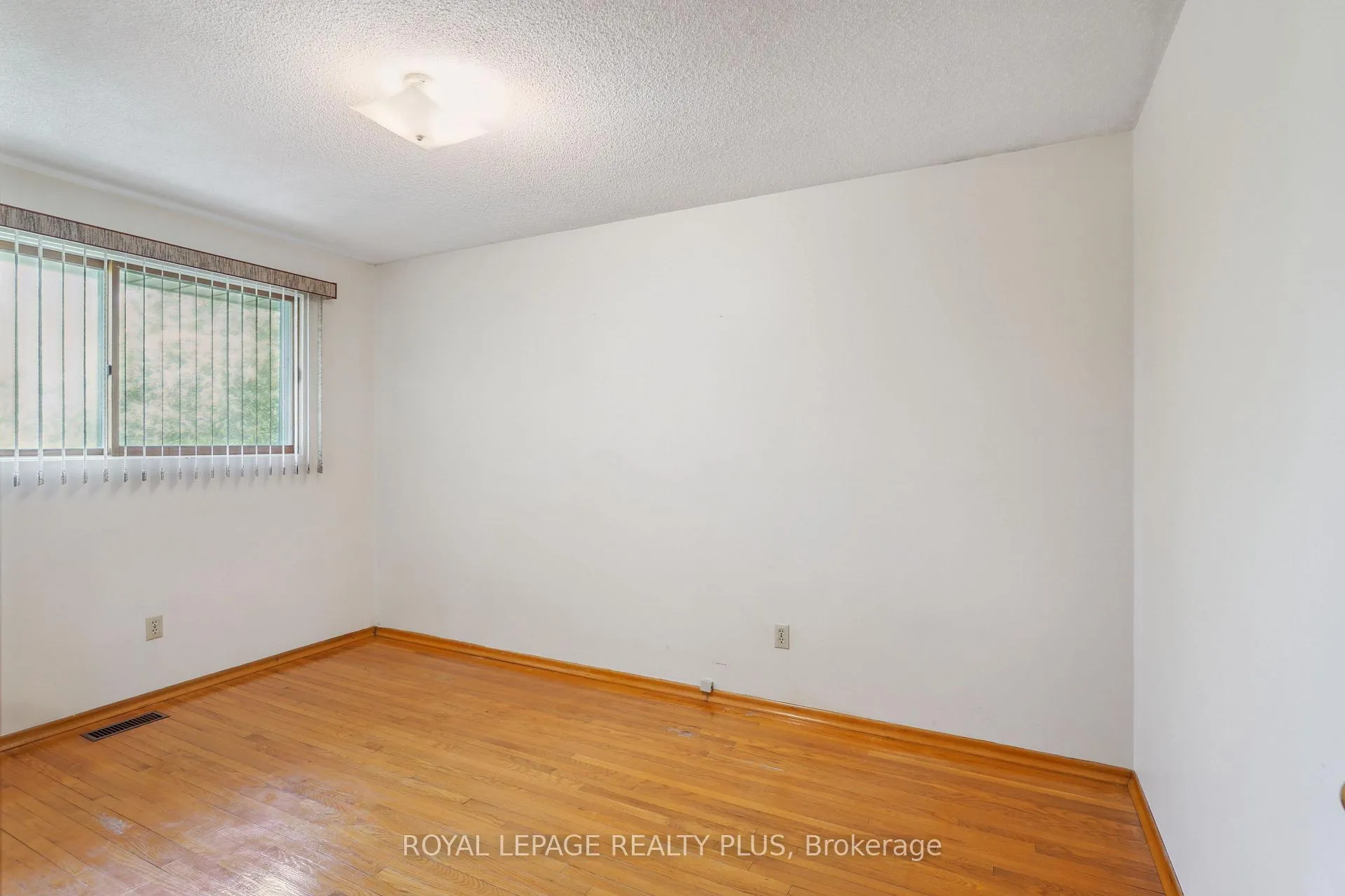 Photo 23 of 40 Forest Hill Crescent, Hamilton, Red Hill — HOMEH