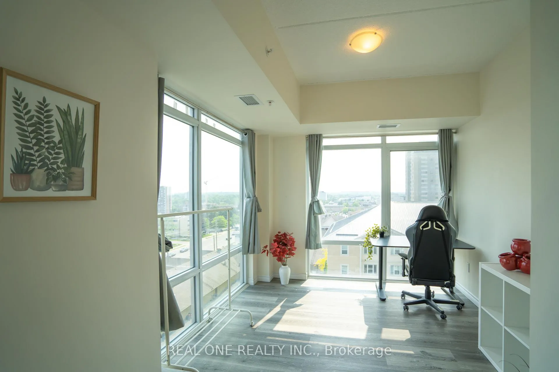 Photo 7 of Unit 902, 246 Lester Street, Waterloo — HOMEH