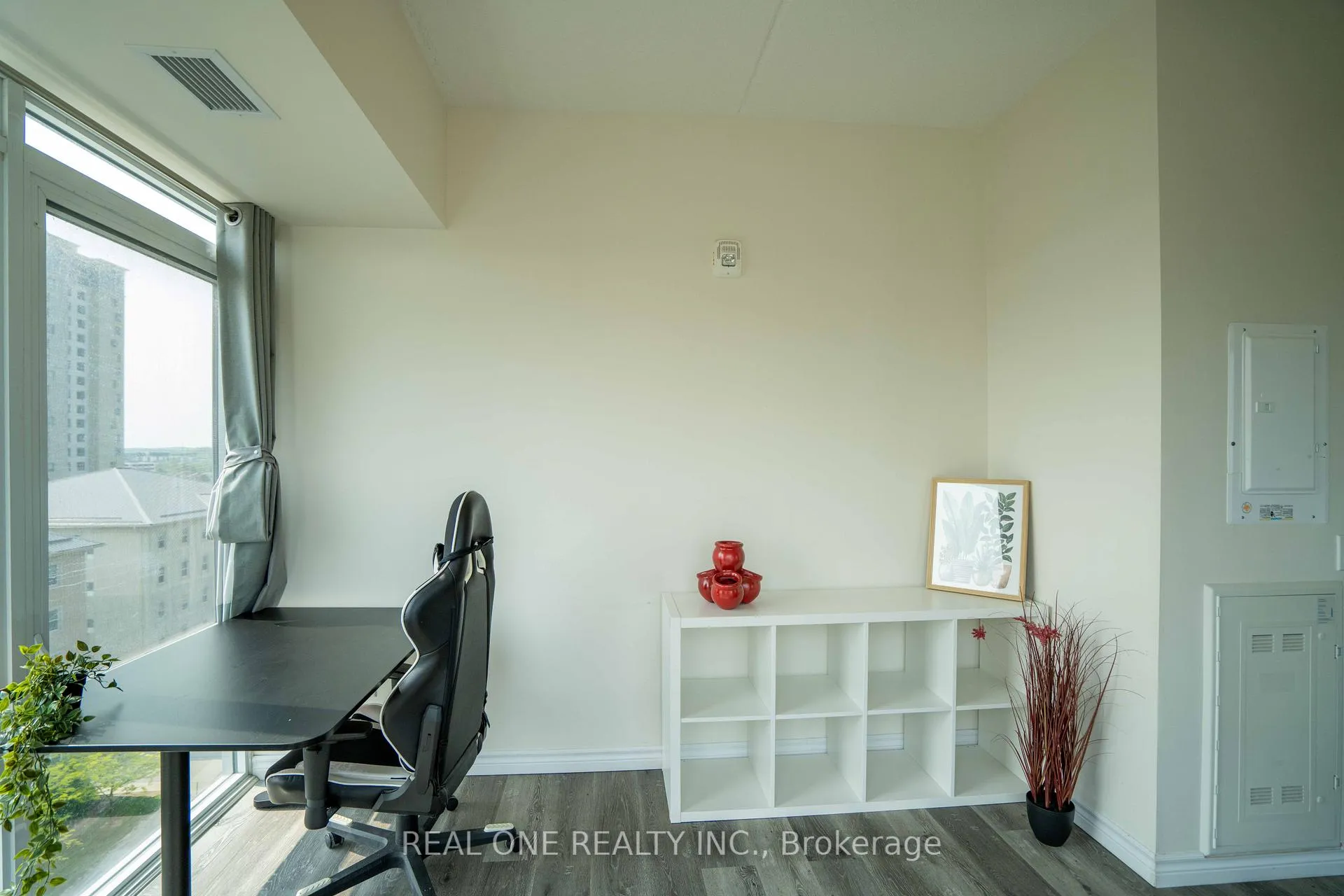 Photo 10 of Unit 902, 246 Lester Street, Waterloo — HOMEH