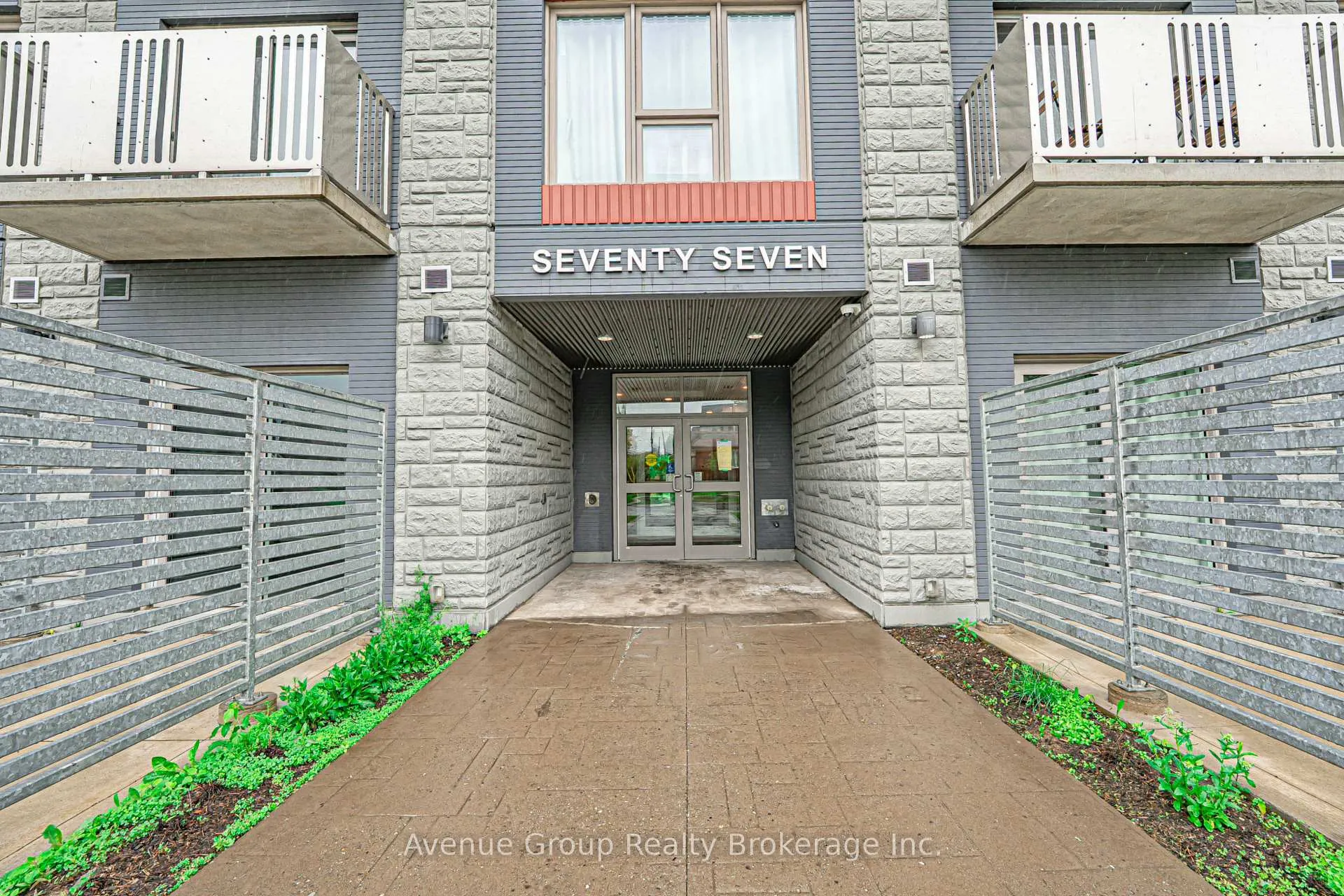 Photo 3 of Unit 401, 77 Leland Street, Hamilton, Ainslie Wood — HOMEH