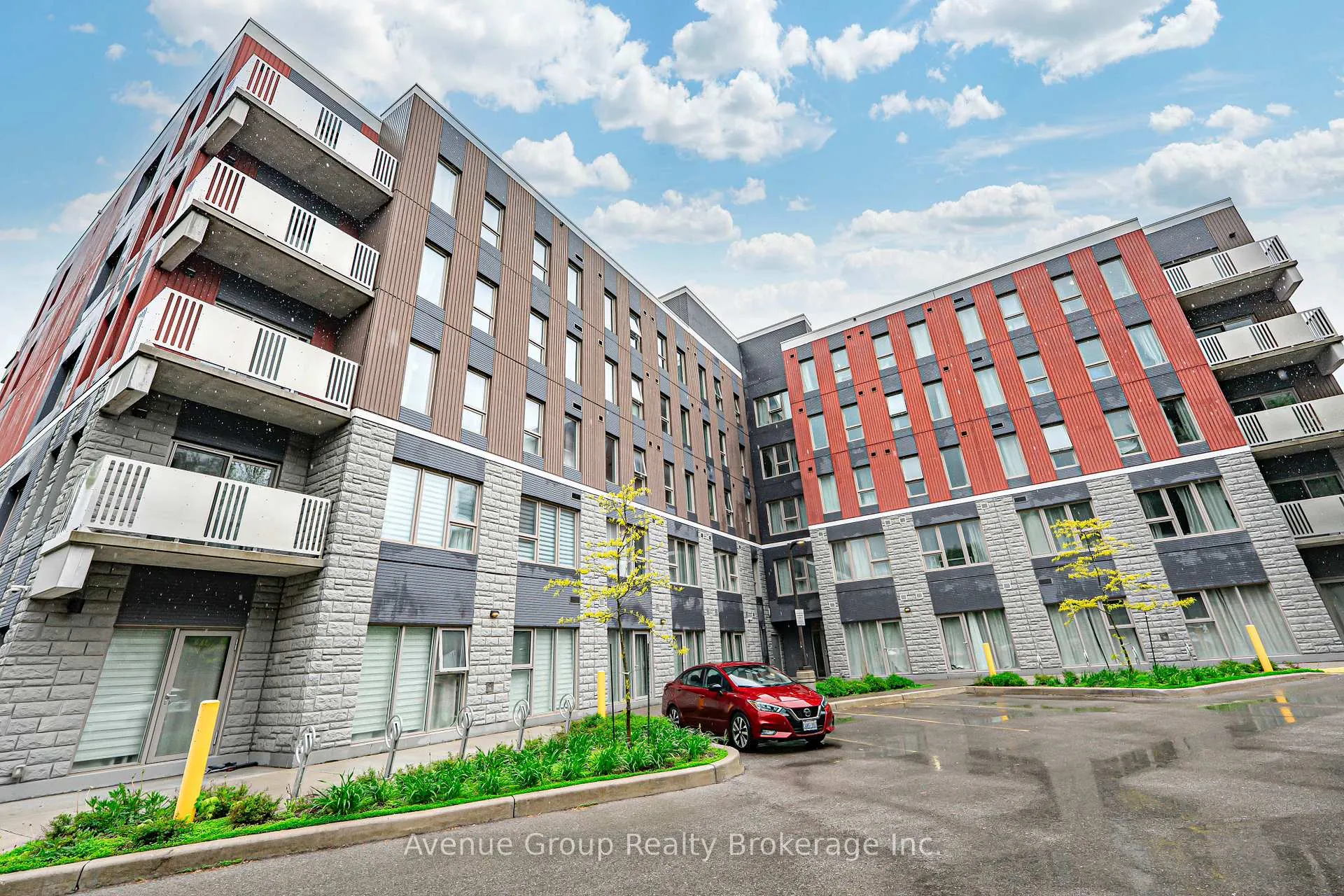 Photo 4 of Unit 401, 77 Leland Street, Hamilton, Ainslie Wood — HOMEH