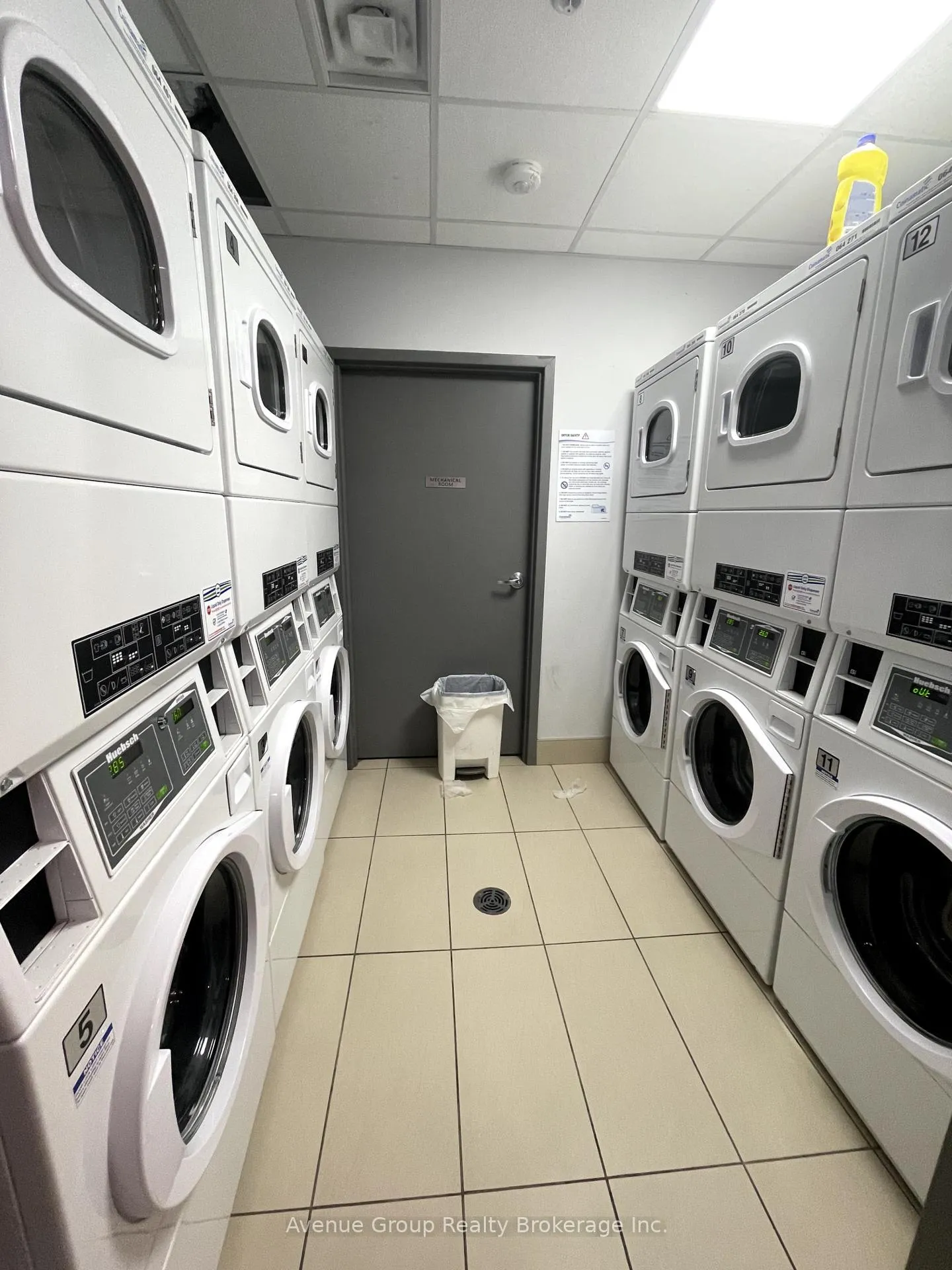 Photo 25 of Unit 401, 77 Leland Street, Hamilton, Ainslie Wood — HOMEH