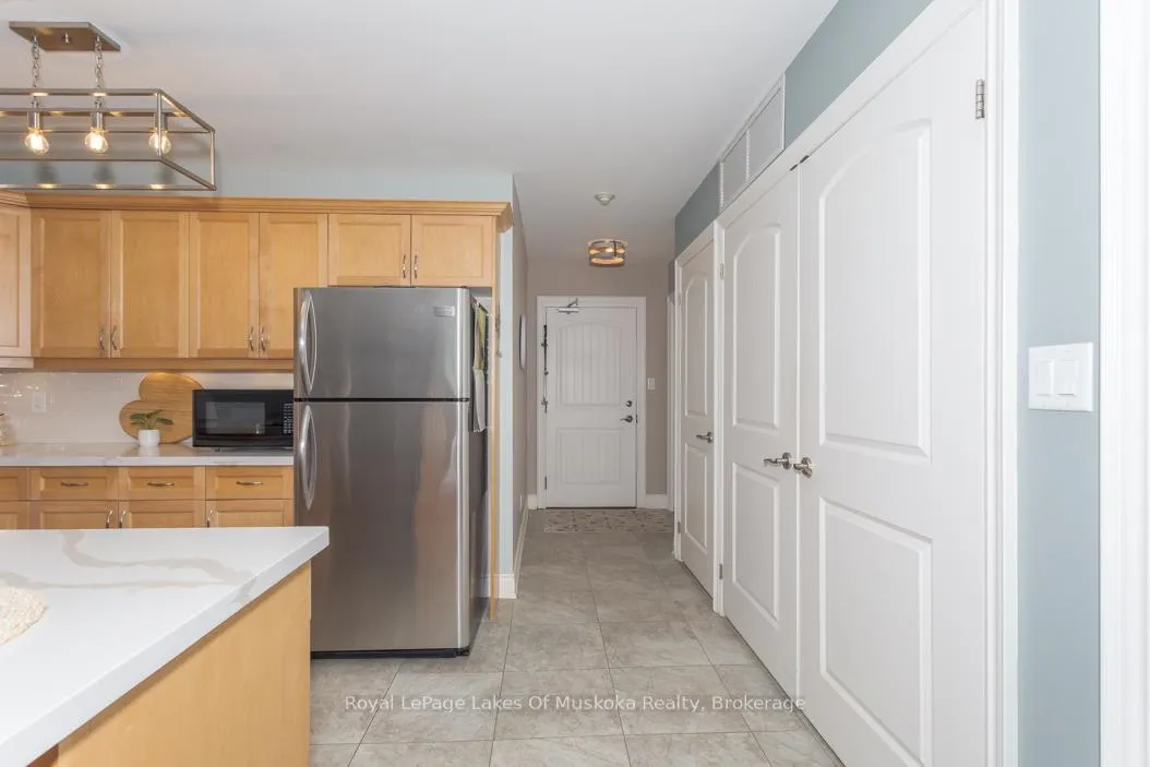 Photo 16 of Unit 202, 10A Kimberley Avenue, Bracebridge, Monck (Bracebridge) — HOMEH