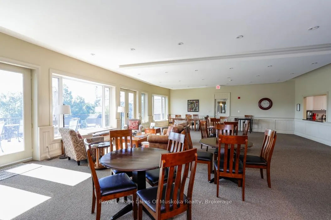 Photo 18 of Unit 202, 10A Kimberley Avenue, Bracebridge, Monck (Bracebridge) — HOMEH