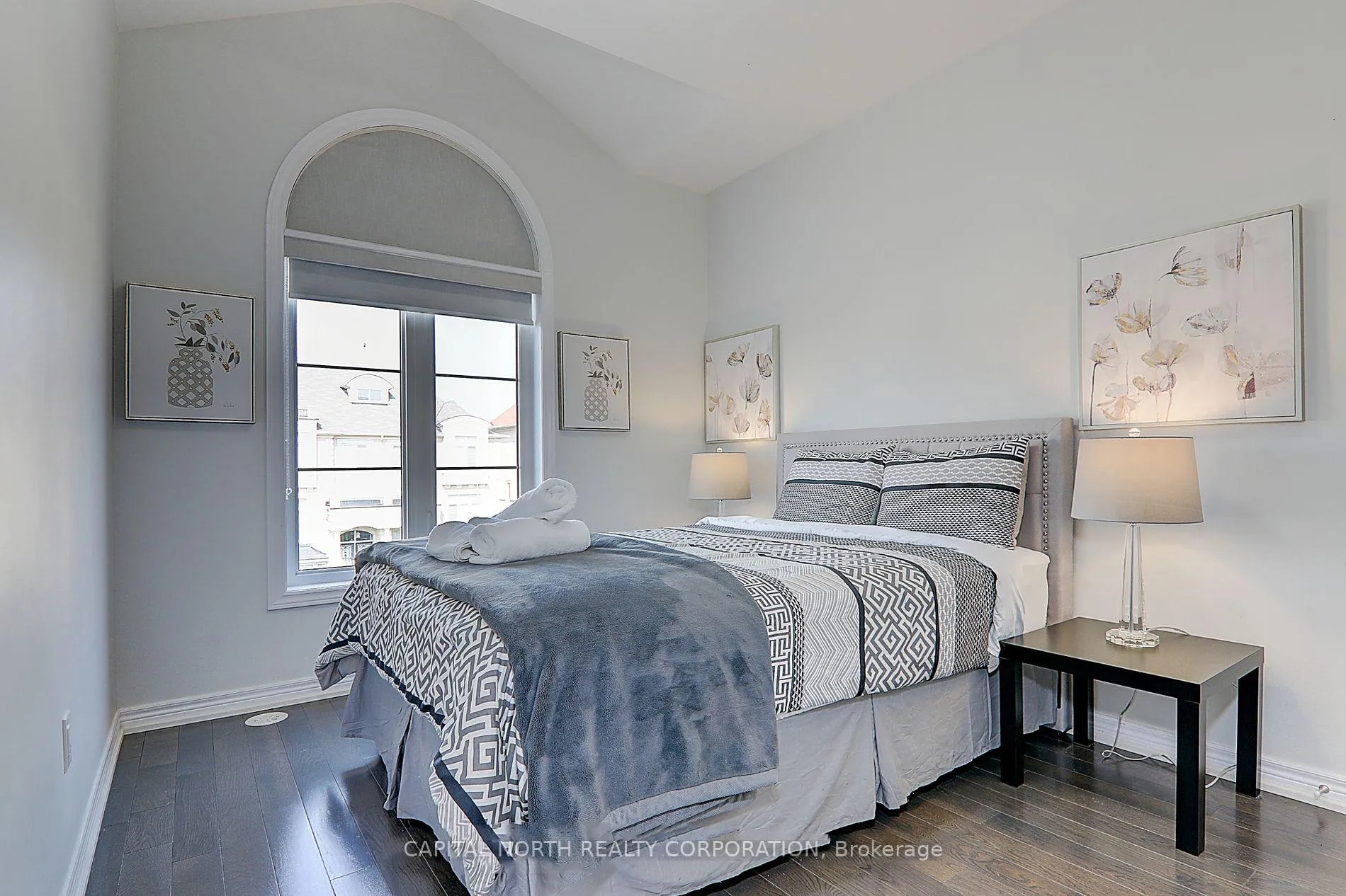 Photo 16 of 83 Grand Trunk Avenue, Vaughan, Patterson — HOMEH