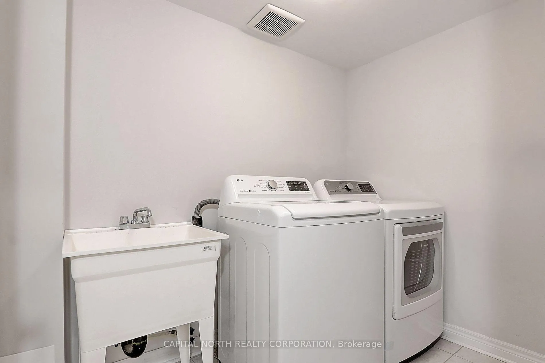 Photo 28 of 83 Grand Trunk Avenue, Vaughan, Patterson — HOMEH