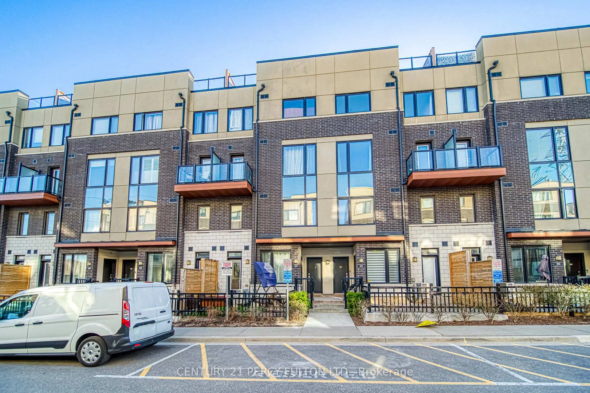 Front of Unit 504, 1555 Kingston Road