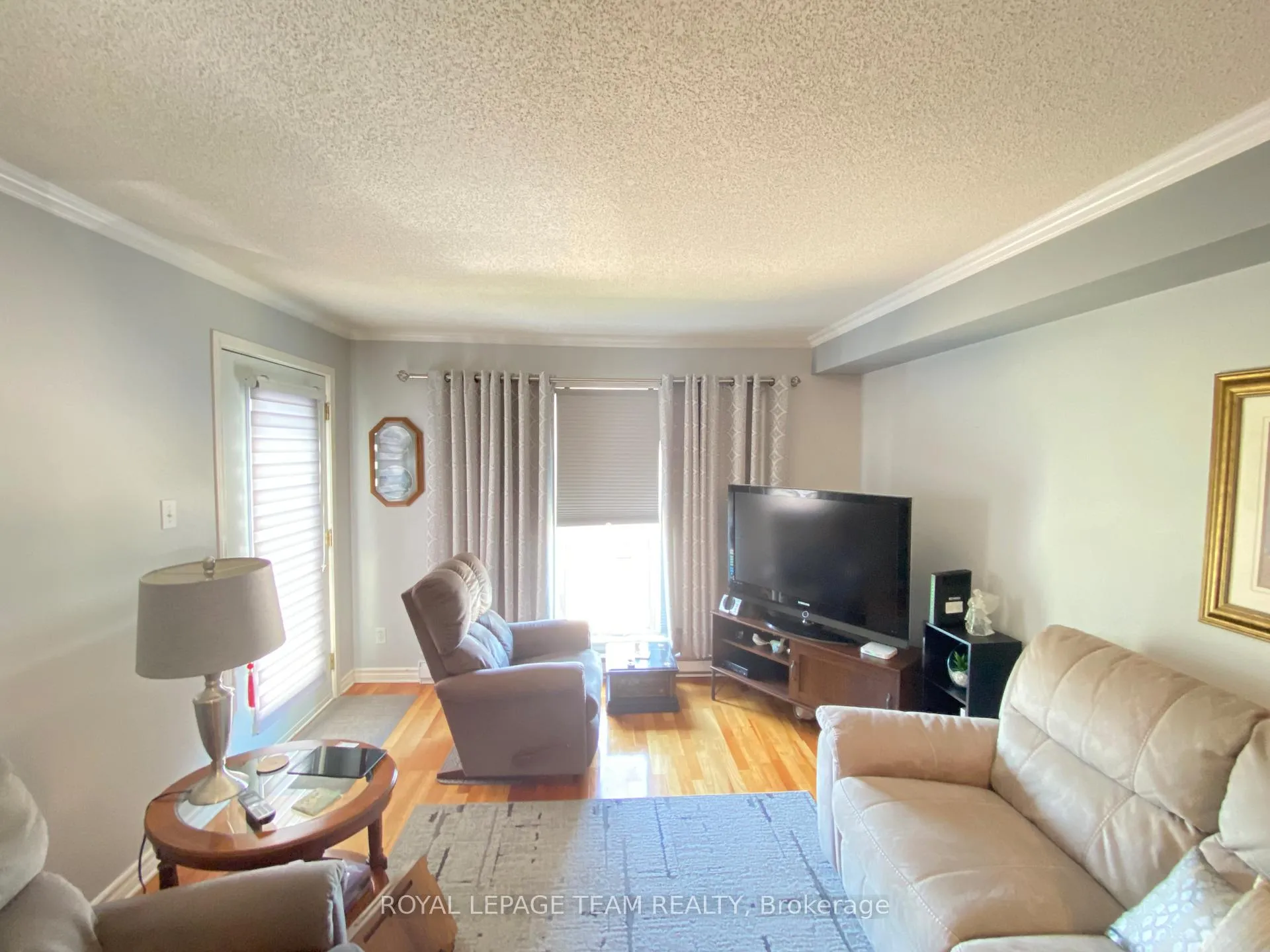 Photo 2 of Unit 303, 16 Sheffield Street, Arnprior — HOMEH