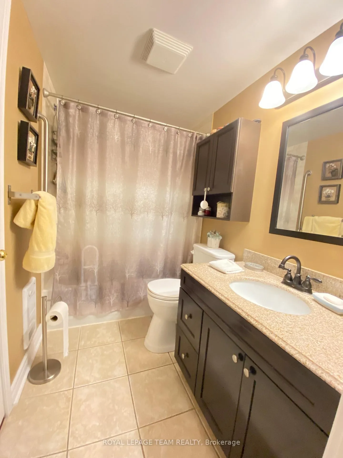 Photo 11 of Unit 303, 16 Sheffield Street, Arnprior — HOMEH