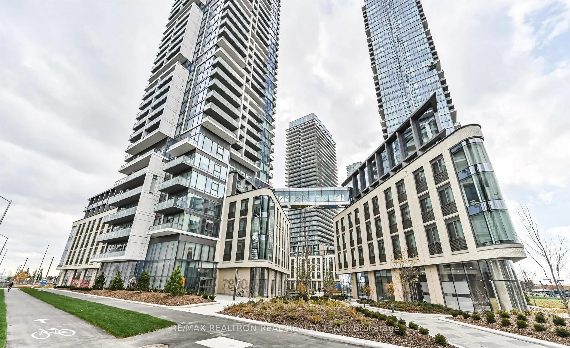 Front of Unit 5210, 7890 Jane Street