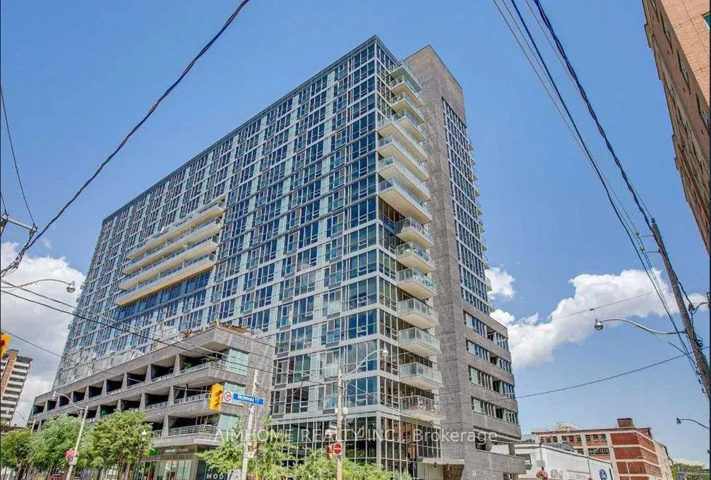 Front of Unit 921, 320 Richmond Street E