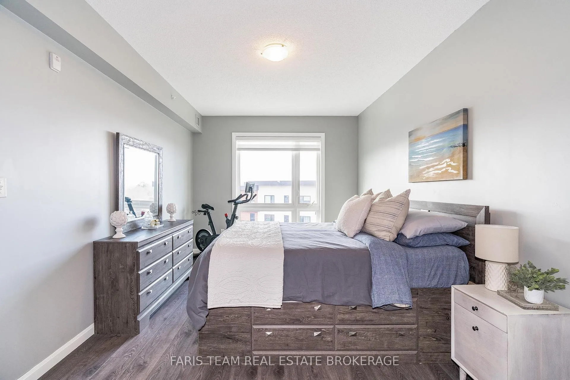 Photo 11 of Unit 603, 302 Essa Road, Barrie, 400 West — HOMEH