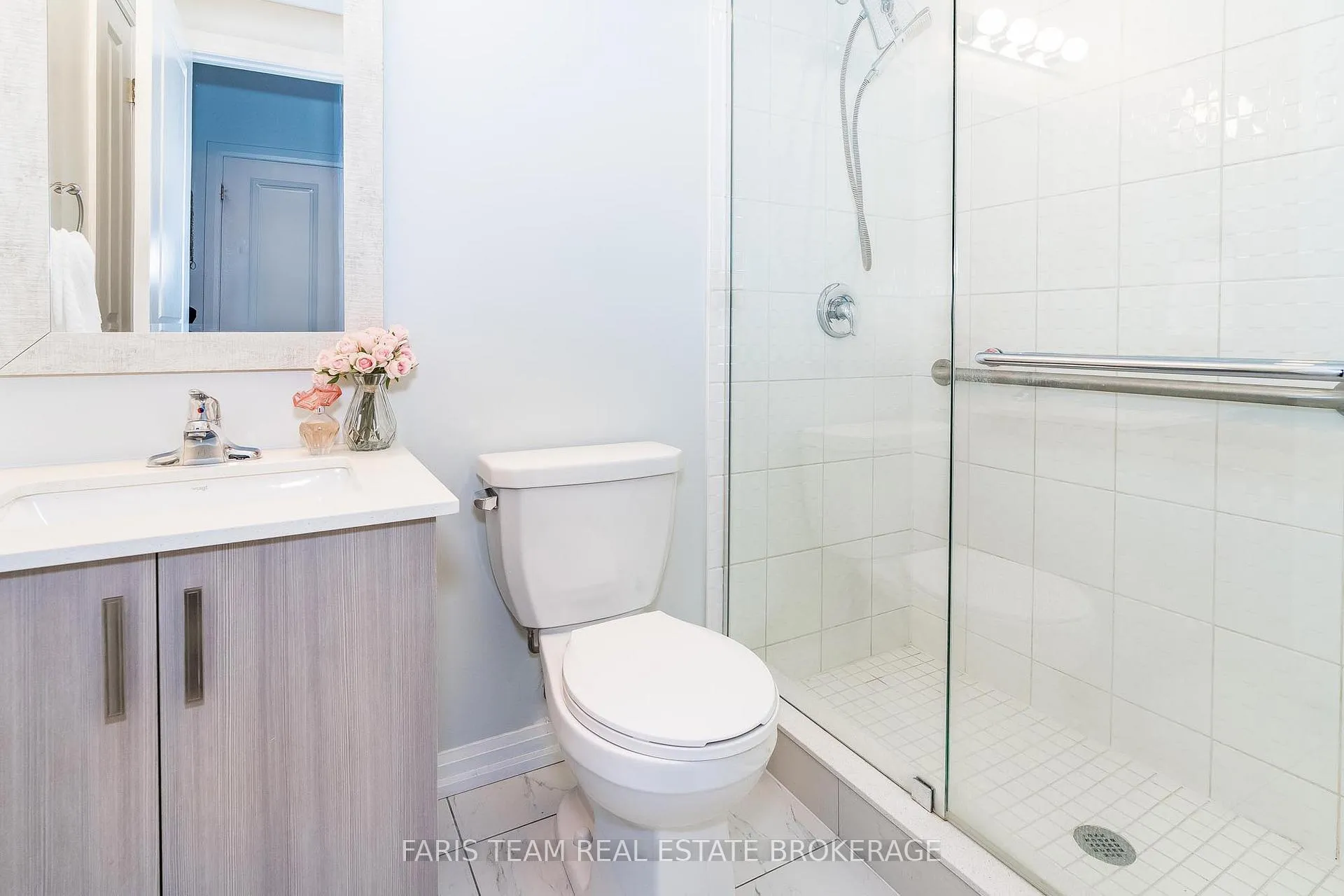 Photo 13 of Unit 603, 302 Essa Road, Barrie, 400 West — HOMEH