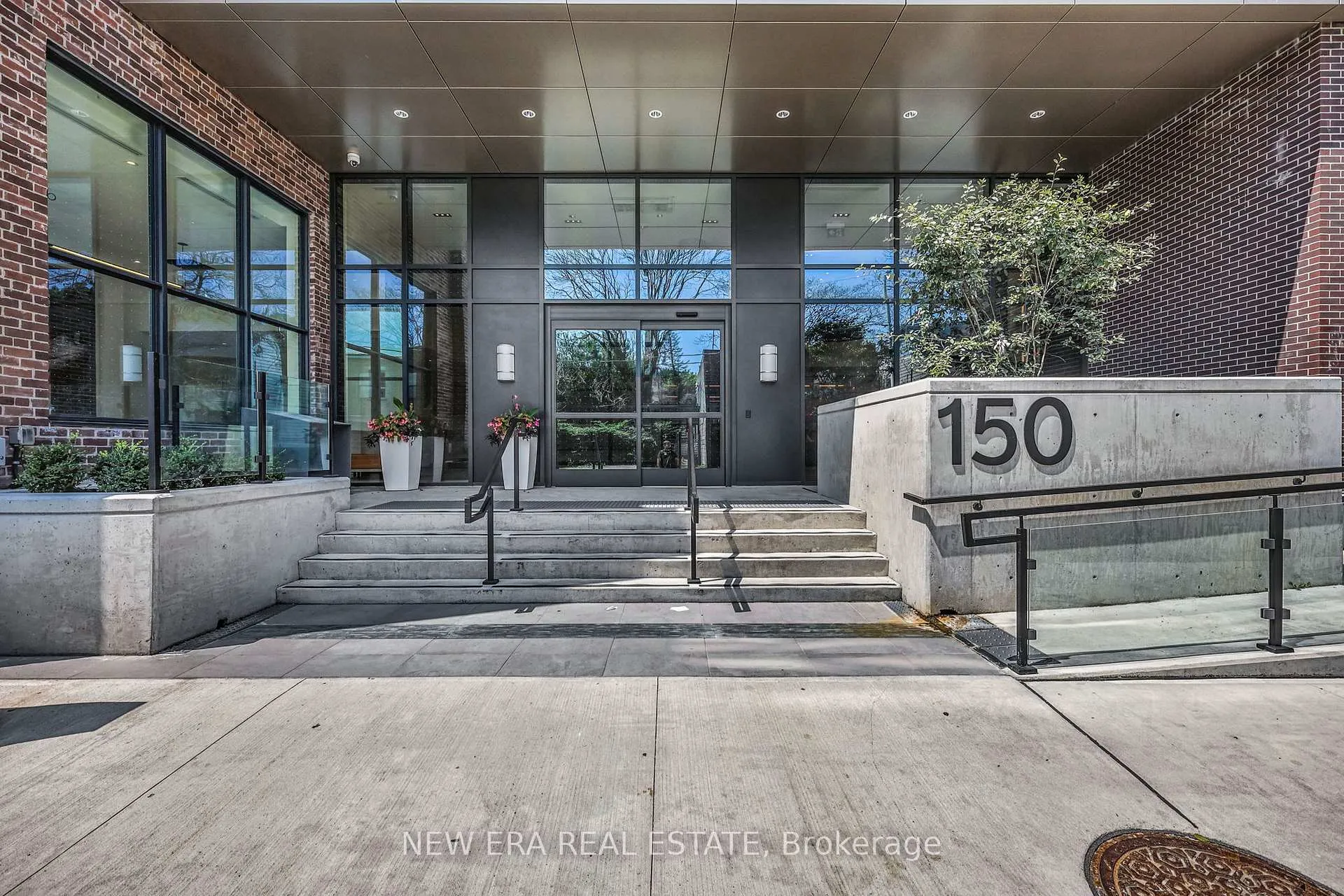 Front of Unit 301, 150 Logan Avenue