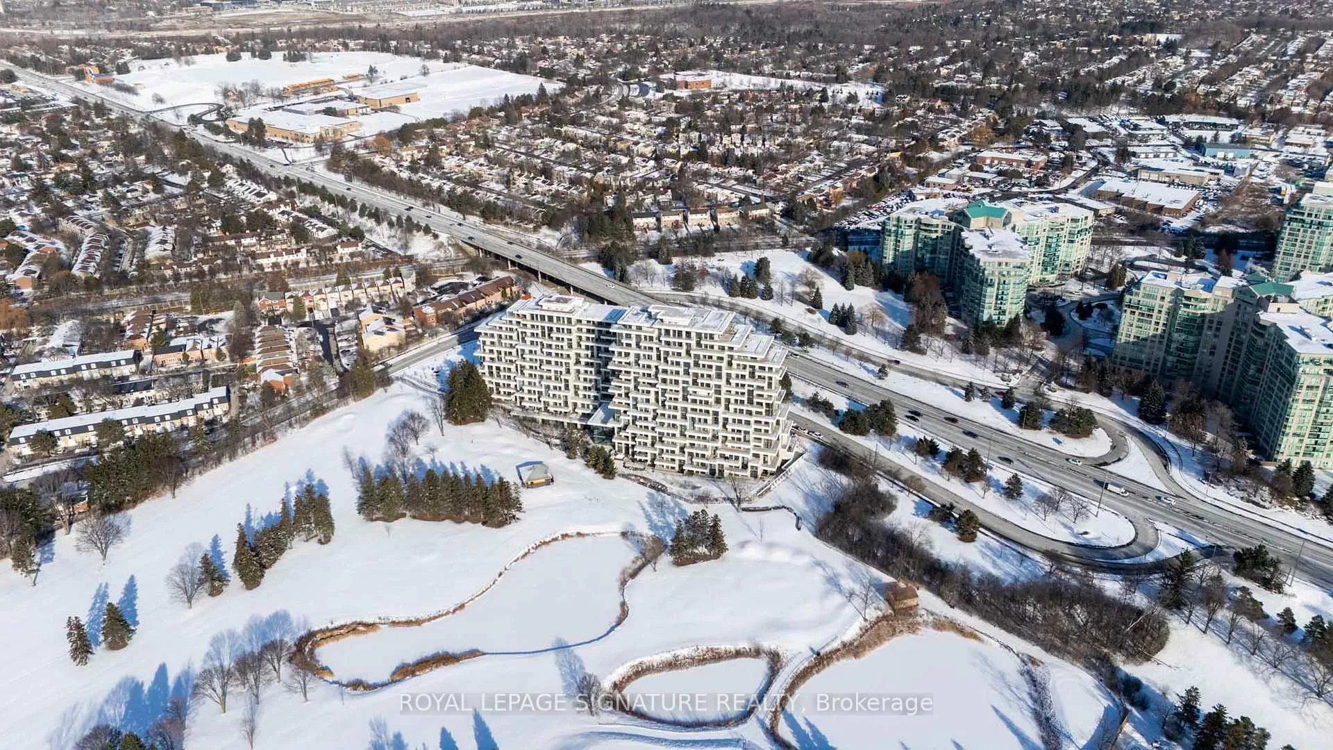 Photo 2 of Unit 805, 397 Royal Orchard Boulevard, Markham, Royal Orchard — HOMEH