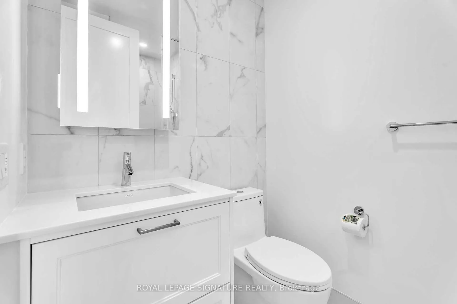Photo 28 of Unit 805, 397 Royal Orchard Boulevard, Markham, Royal Orchard — HOMEH