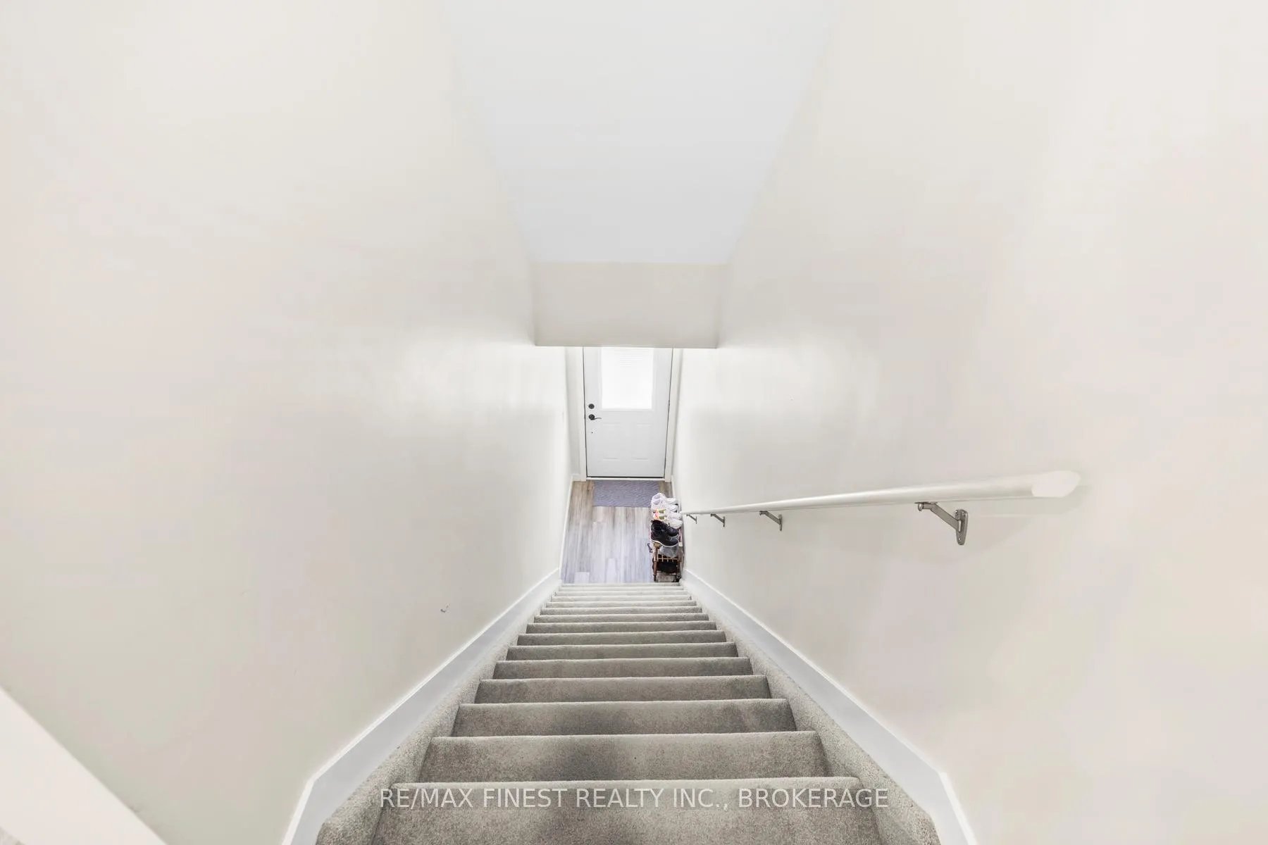 Photo 4 of Unit 302, 809 Development Drive, Kingston, South of Taylor-Kidd Blvd — HOMEH