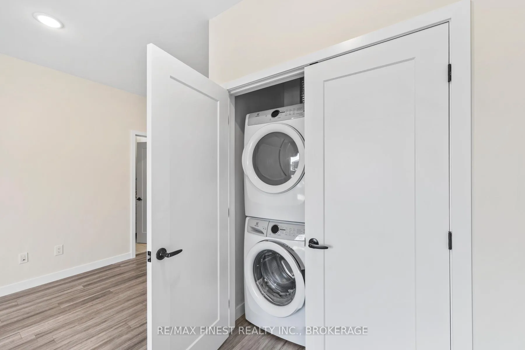 Photo 31 of Unit 302, 809 Development Drive, Kingston, South of Taylor-Kidd Blvd — HOMEH