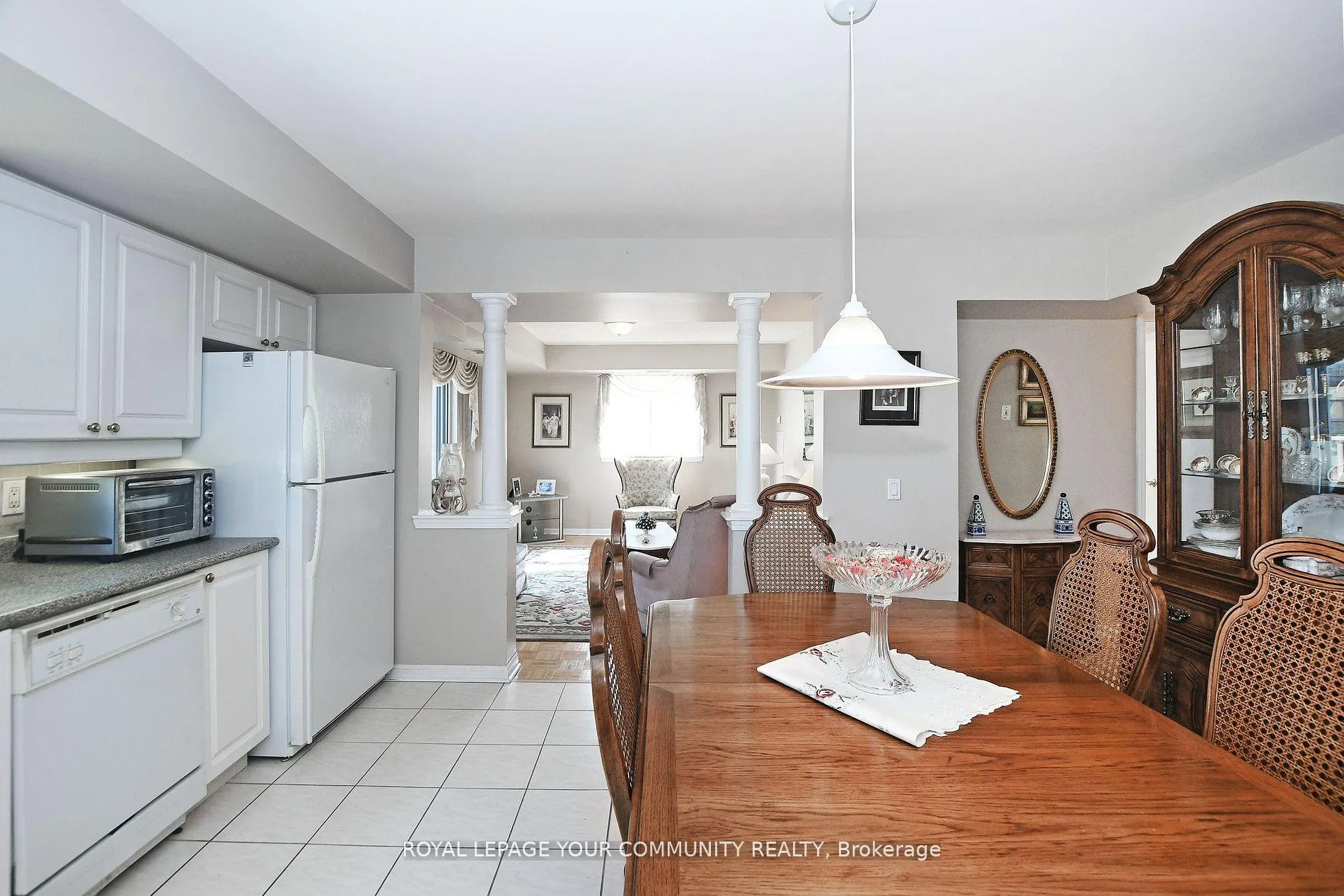 Photo 14 of Unit 419, 2502 Rutherford Road, Vaughan, Maple — HOMEH
